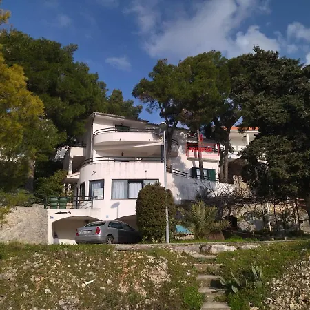 Prilipak Daire Primošten